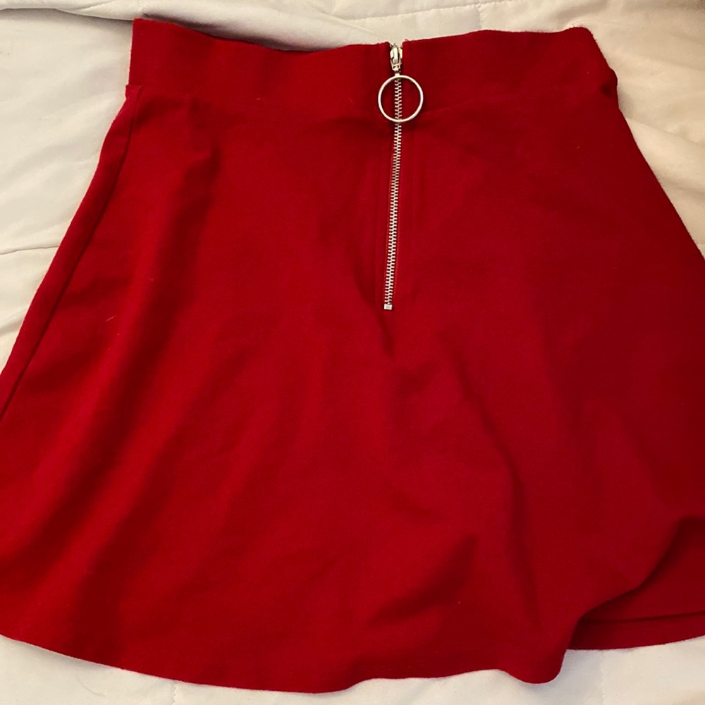 F21 M❤️Red skirt